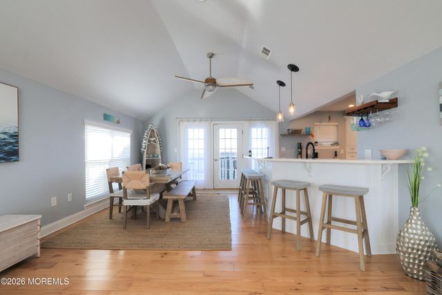 806 W Bay Club Lane W, Beach Haven, NJ 08008