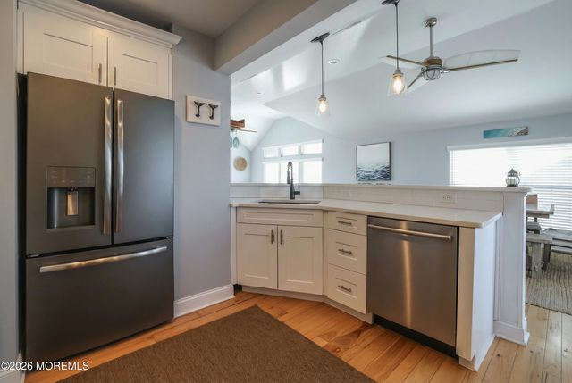 806 W Bay Club Lane W, Beach Haven, NJ 08008