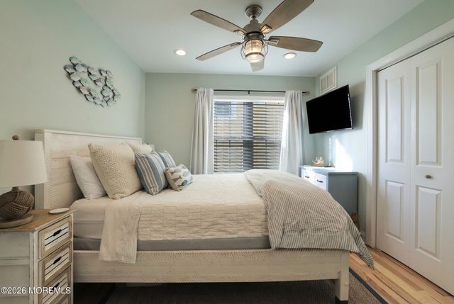 806 W Bay Club Lane W, Beach Haven, NJ 08008