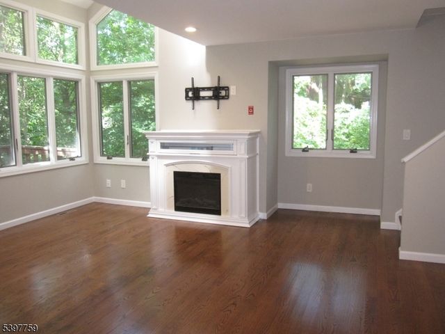 3 Village Way Unit 1 1, Vernon Twp., NJ 07462