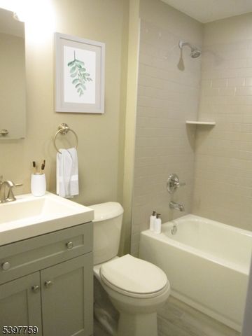 3 Village Way Unit 1 1, Vernon Twp., NJ 07462