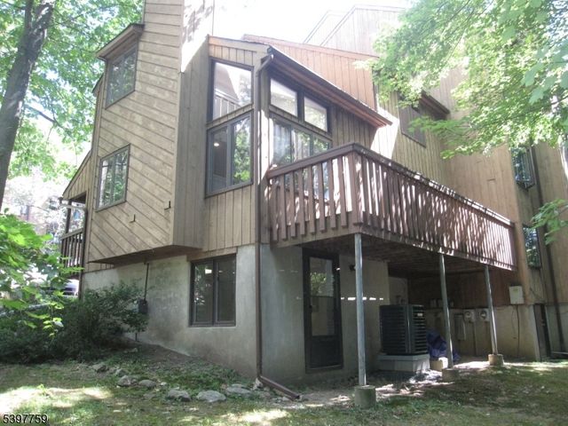 3 Village Way Unit 1 1, Vernon Twp., NJ 07462