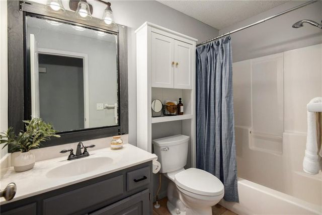 4603 N 111th Street, Kansas City, KS 66109