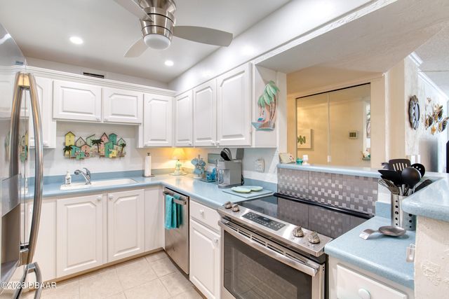 1415 Ocean Shore Blvd Apt 609, Ormond Beach, FL 32176