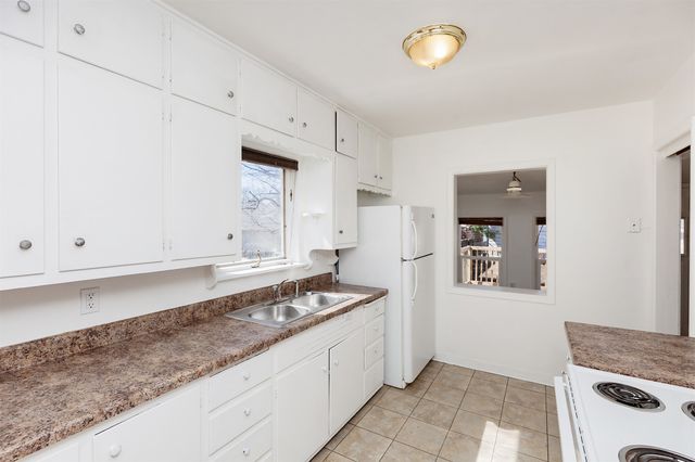 1444 55th Street, Des Moines, IA 50311