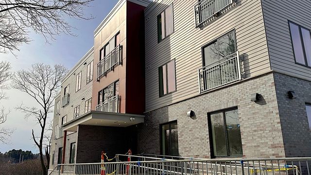 458 Washington St 304, Boston, MA 02135