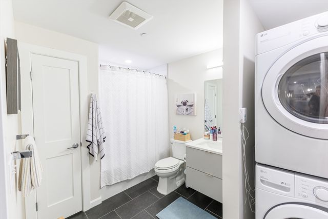 458 Washington St 304, Boston, MA 02135