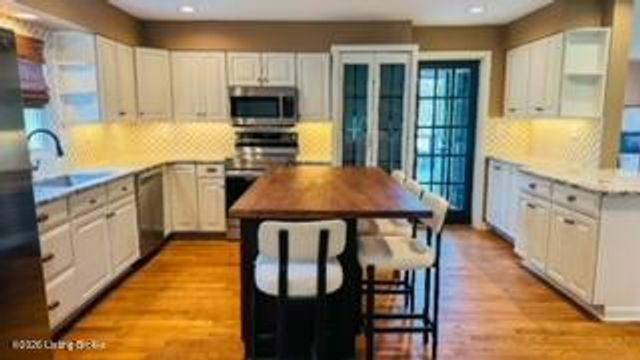 2202 Clark Station Rd, Louisville, KY 40023