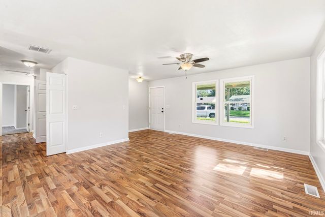 3229 Kent Lane, South Bend, IN 46615