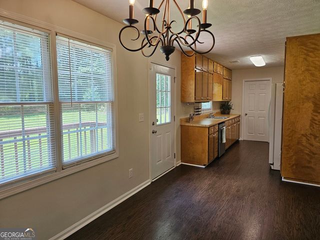 31 Danyelle Drive, Dawsonville, GA 30534