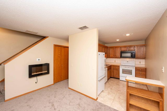 5324 Highpointe Drive, Bloomington, MN 55437