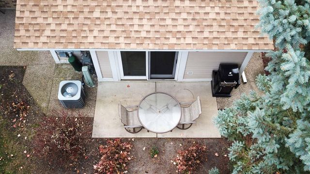 5324 Highpointe Drive, Bloomington, MN 55437