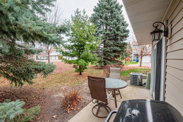 5324 Highpointe Drive, Bloomington, MN 55437