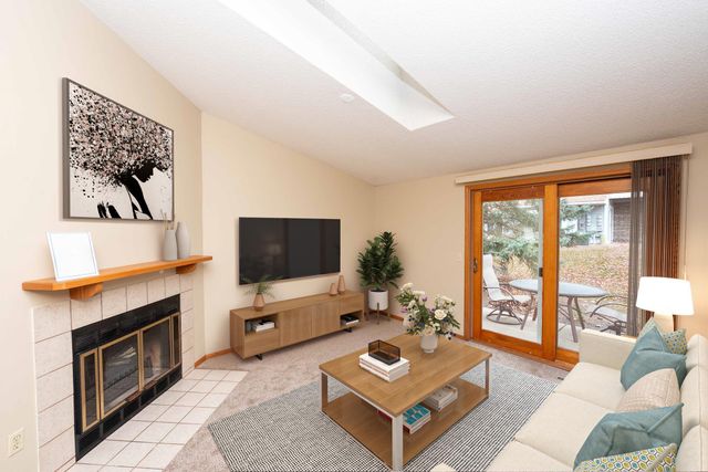 5324 Highpointe Drive, Bloomington, MN 55437