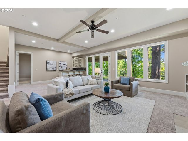 4530 Sw COUNCIL CREST Dr, Portland, OR 97239