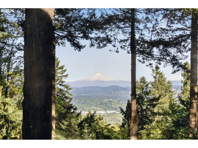 4530 Sw COUNCIL CREST Dr, Portland, OR 97239
