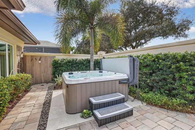 5382 SE Meredith Terrace, Stuart, FL 34997