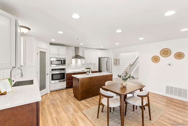 1119 Saint George Dr, El Cajon, CA 92019