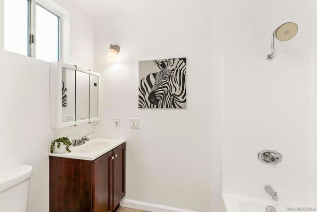 1119 Saint George Dr, El Cajon, CA 92019