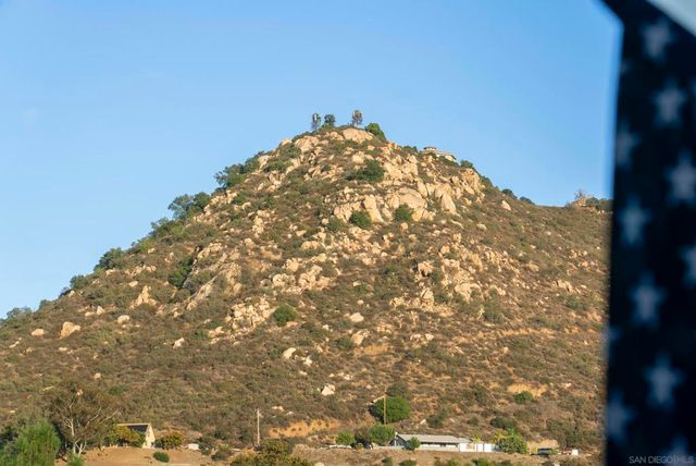 1119 Saint George Dr, El Cajon, CA 92019