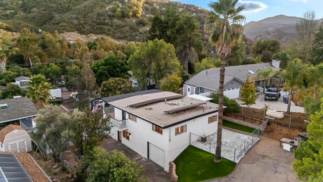 1119 Saint George Dr, El Cajon, CA 92019