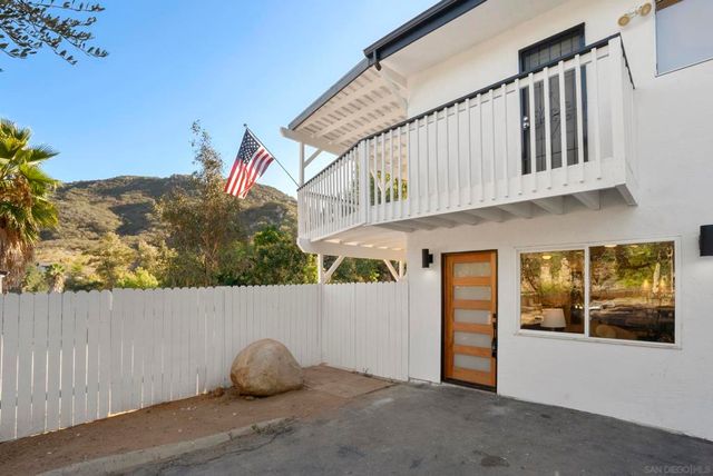 1119 Saint George Dr, El Cajon, CA 92019