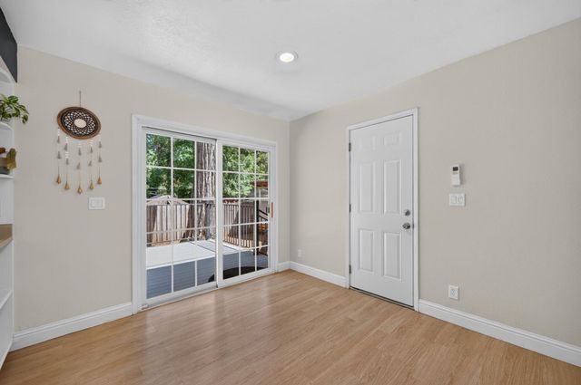 5807 Joni Ct, Pollock Pines, CA 95726