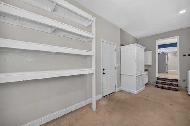5807 Joni Ct, Pollock Pines, CA 95726