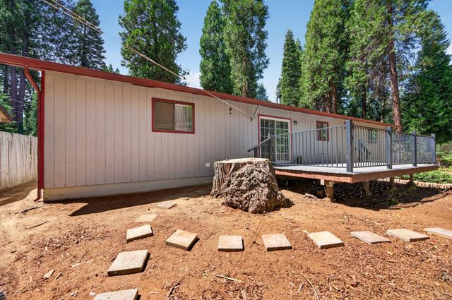 5807 Joni Ct, Pollock Pines, CA 95726