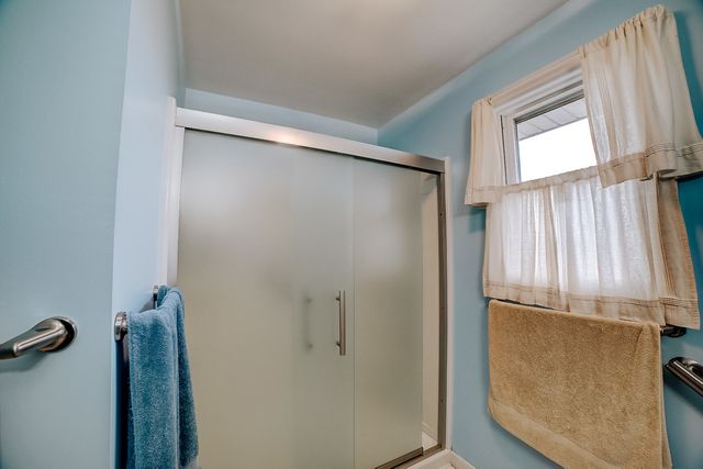 1505 N 2000 East Road, Watseka, IL 60970