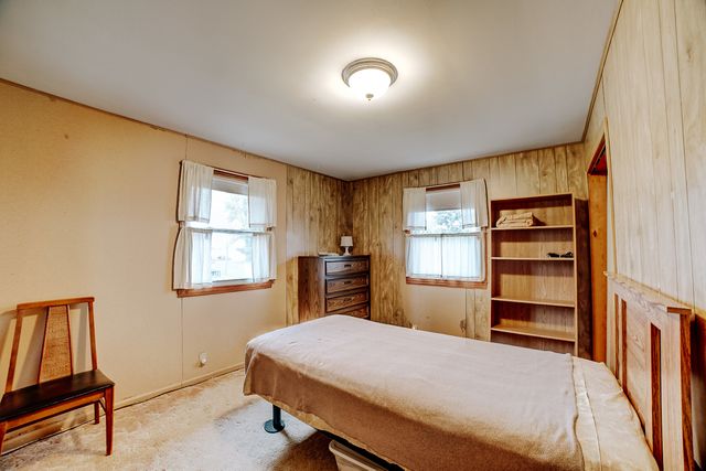 1505 N 2000 East Road, Watseka, IL 60970