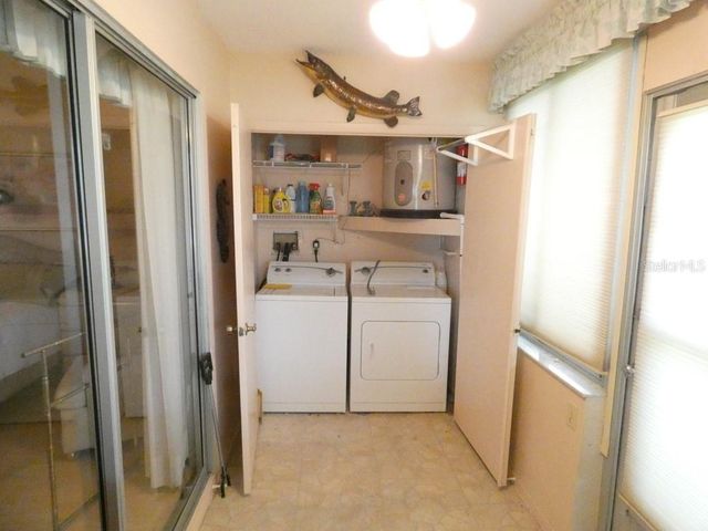 945 MADRID DRIVE, Palm Harbor, FL 34684