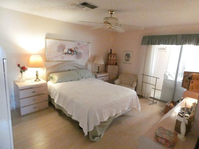 945 MADRID DRIVE, Palm Harbor, FL 34684