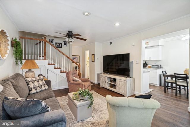 217 SARATOGA CT, Warminster, PA 18974