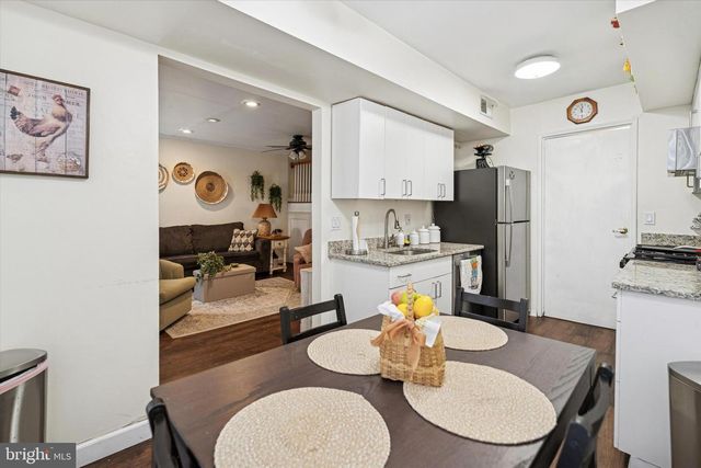 217 SARATOGA CT, Warminster, PA 18974