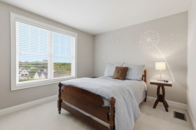 47 Winship Dr, Stoneham, MA 02180