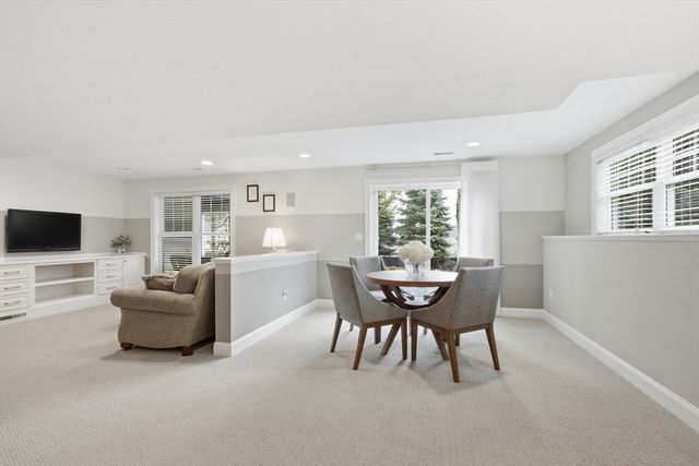 47 Winship Dr, Stoneham, MA 02180