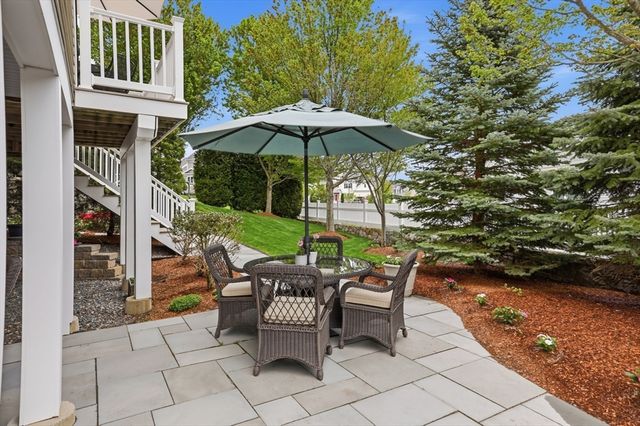 47 Winship Dr, Stoneham, MA 02180