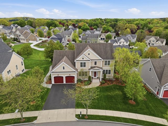 47 Winship Dr, Stoneham, MA 02180