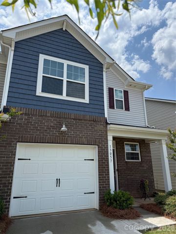 13057 Cottage Crest Lane, Charlotte, NC 28273