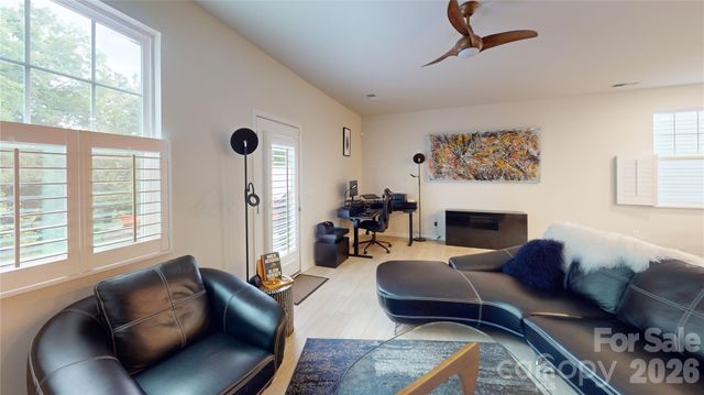 13057 Cottage Crest Lane, Charlotte, NC 28273