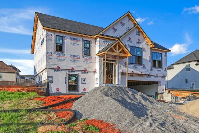 255 Bellshire Dr, Clarksville, TN 37043