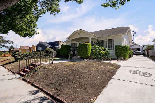 2922 W 74th Street, Los Angeles, CA 90043