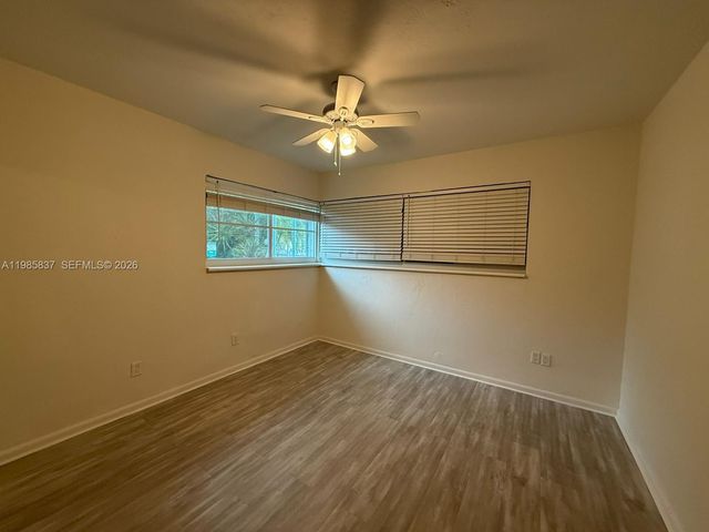 1247 Marseille Dr 16, Miami Beach, FL 33141