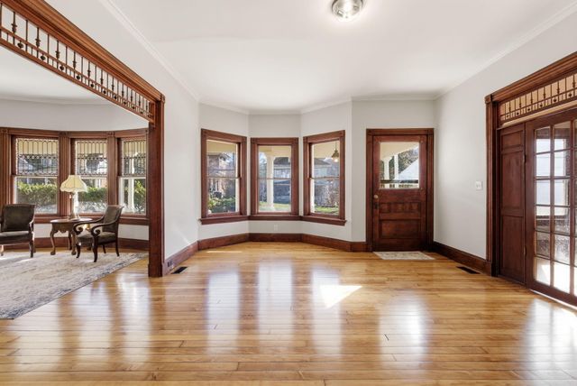 124 W Todd Street, Frankfort, KY 40601