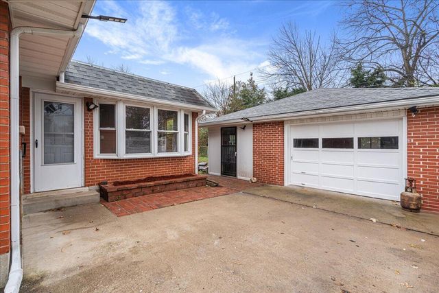 1660 Brittany Lane, Lexington, KY 40504