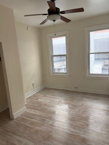 2106 FOX WAY, South Side, PA 15203