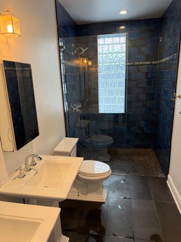 2106 FOX WAY, South Side, PA 15203