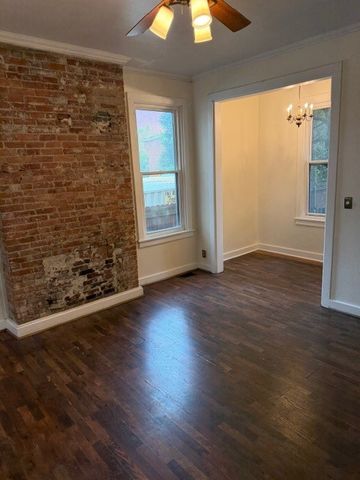 2106 FOX WAY, South Side, PA 15203