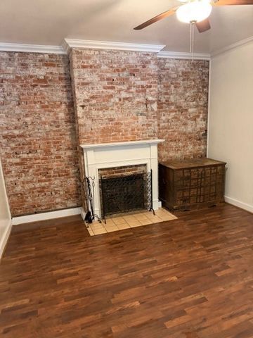 2106 FOX WAY, South Side, PA 15203